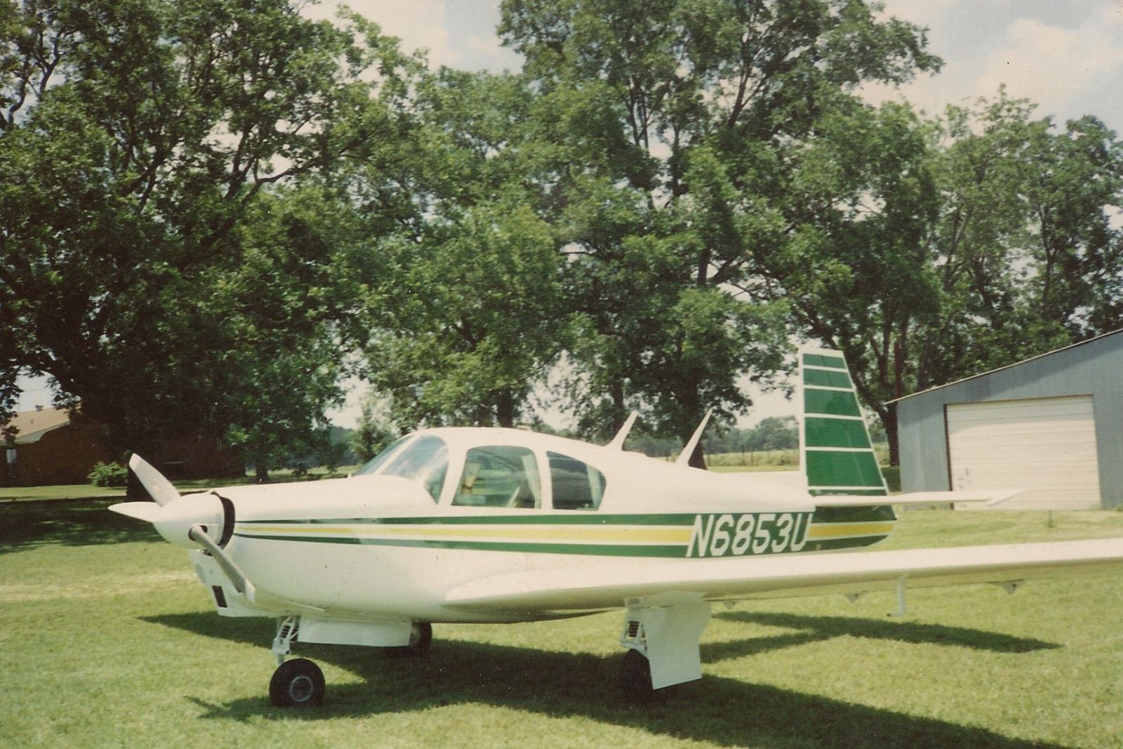 N6853U