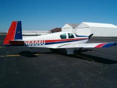 1963 Mooney M20C N6886U at KDLZ, Delaware, OH