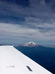 Mount Shasta of to the right.........