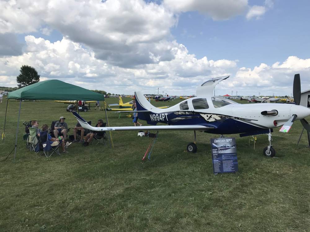 Lancair Oshkosh 2.jpg