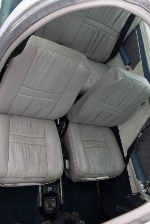 Interior seats 1.jpg