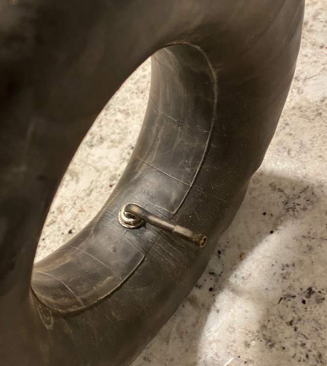 nose wheel tube bent stem.jpg