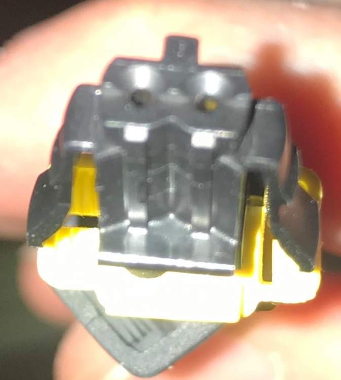 SRS Connector 1.jpg